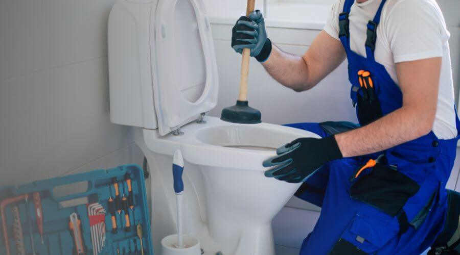 Professional same day plumber in Lewis, IN